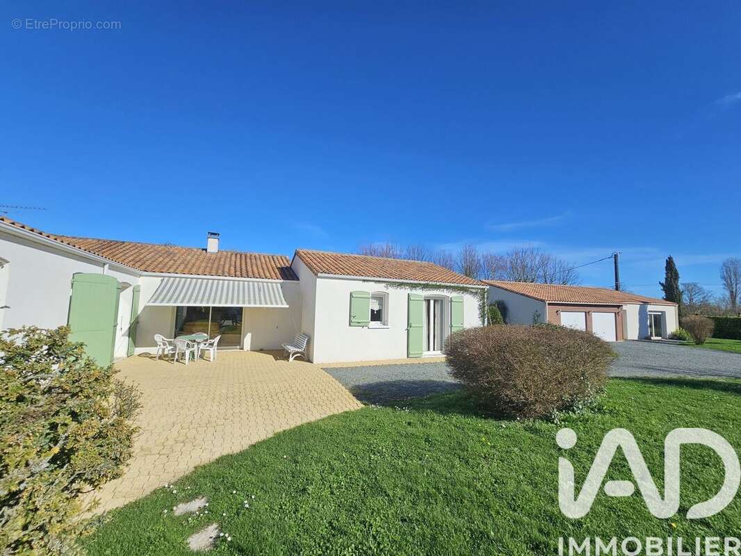 Photo 2 - Maison à AMURE