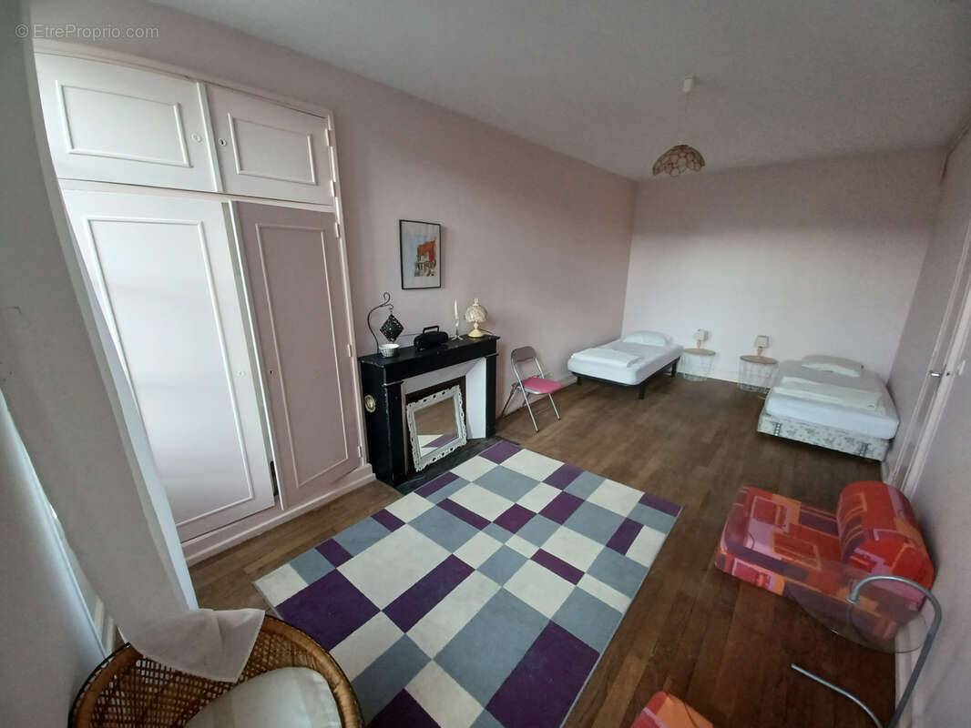 Maison à LA CHARITE-SUR-LOIRE