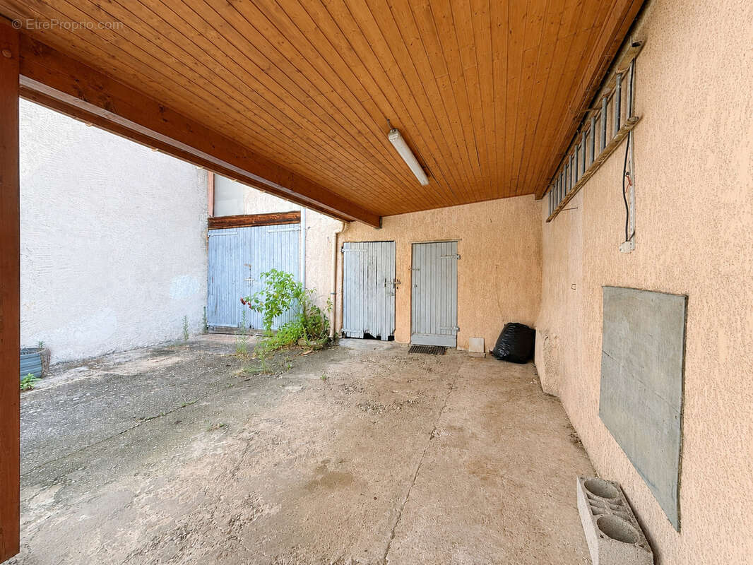 Maison de village d'environ 89m2 avec dépendance, garage et fort potentiel   Le Péage-de-Roussillon - photo 11