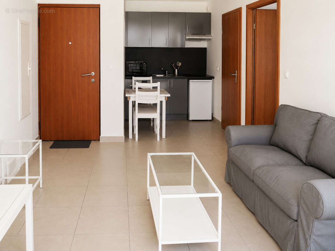 LE PRADET   Centre-ville   Appartement T2   Investissement locatif - photo 2