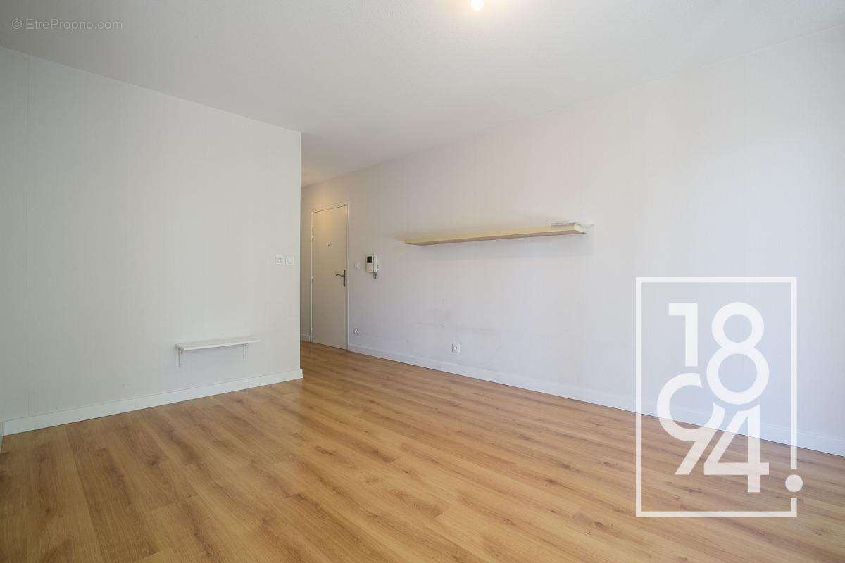Appartement à MARSEILLE-10E