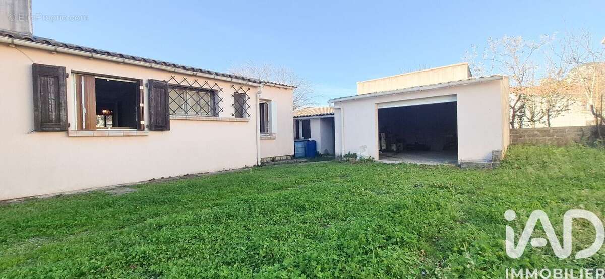 Photo 3 - Maison à SAINT-BAUZILLE-DE-PUTOIS