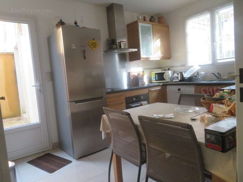 Belle MAISON sur 2 niveaux de 95 m3 à vendre centre ville de DIGNE LES BAINS (04) - photo 10