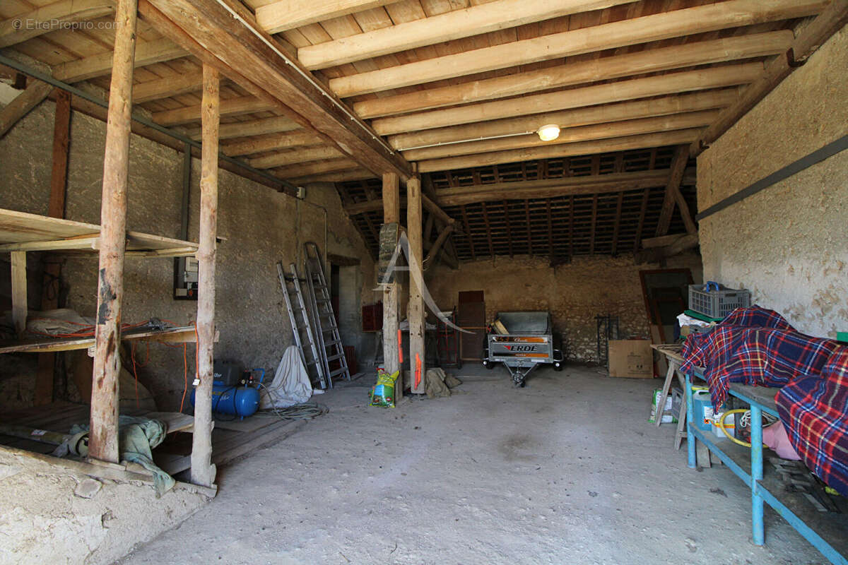 Maison à HUISSEAU-SUR-COSSON