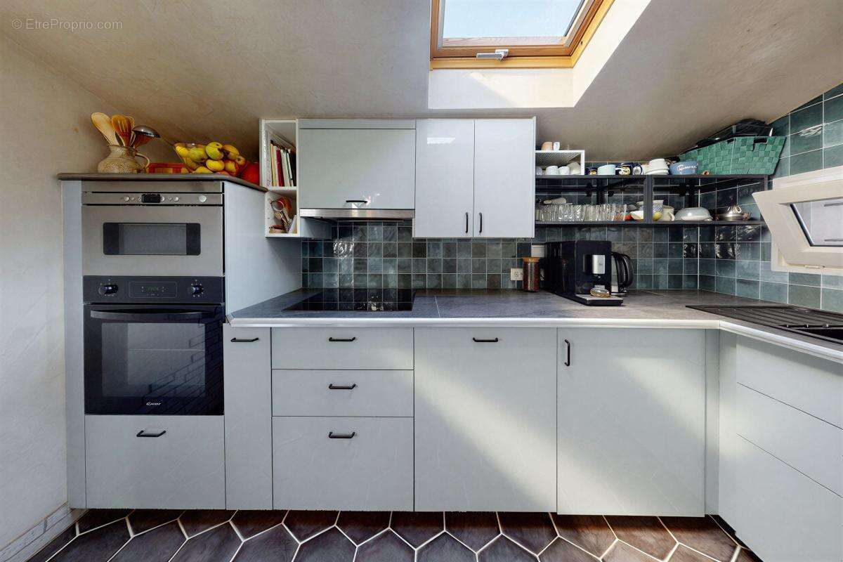 Maison à POURRIERES