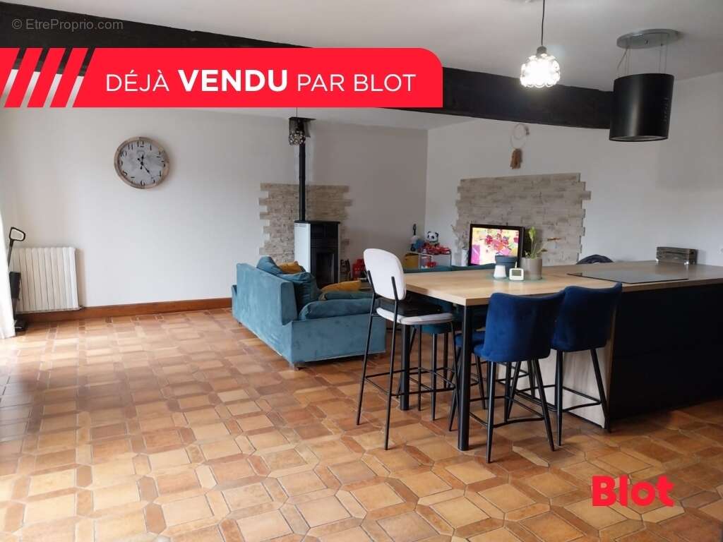 Maison 126 m² à Chatillon-En-Vendelais  - photo 3