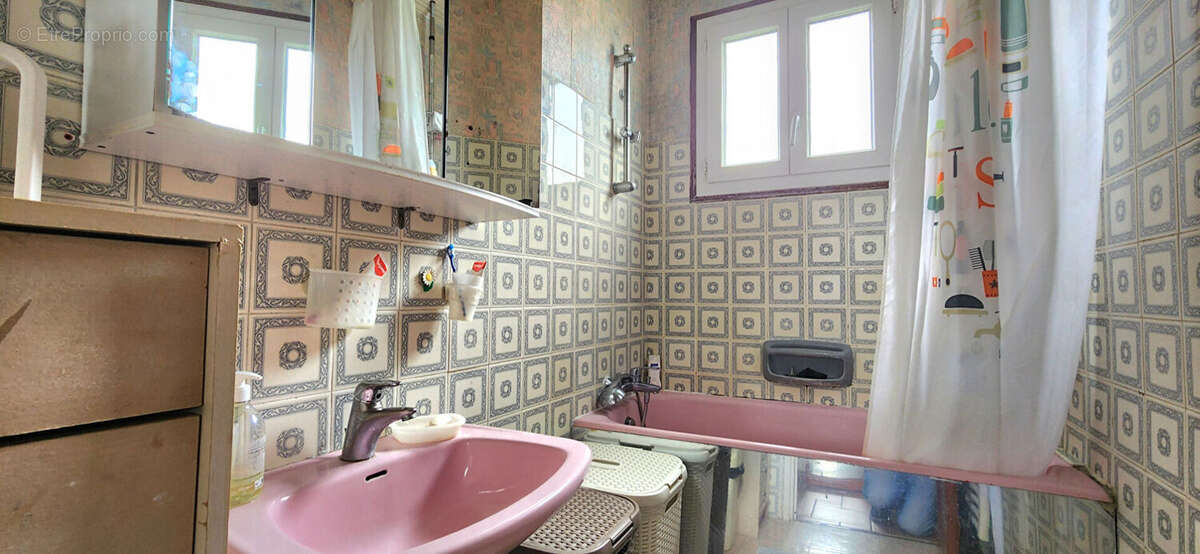 Maison à SAINT-GRATIEN