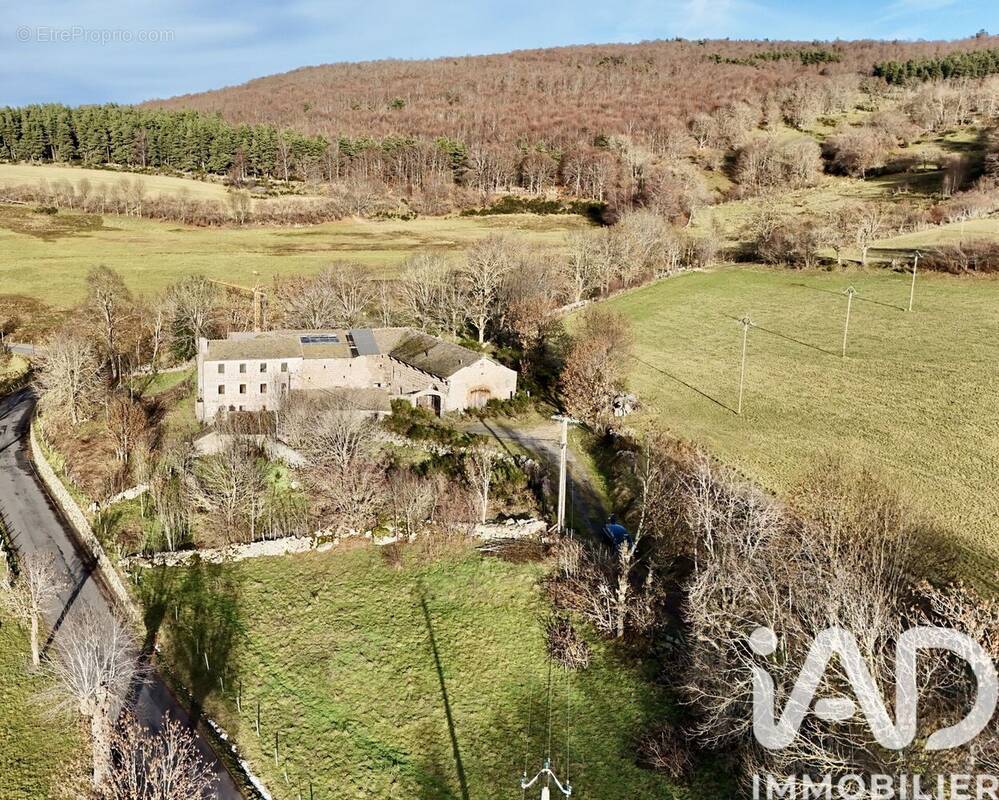 Photo 1 - Maison à RIEUTORT-DE-RANDON