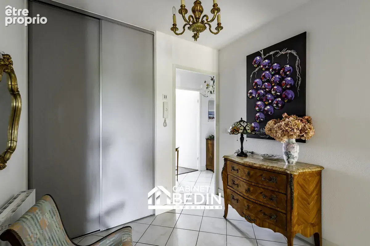 Appartement 88 m² à Libourne  - photo 8