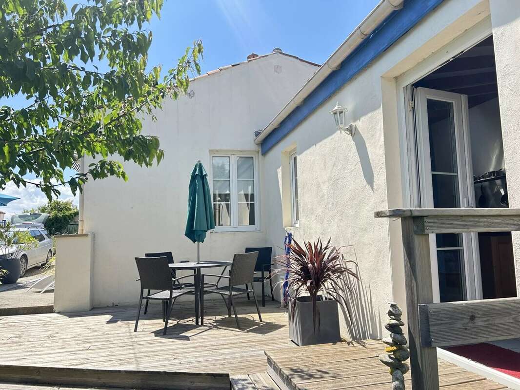 Appartement à SAINT-THOMAS-DE-CONAC