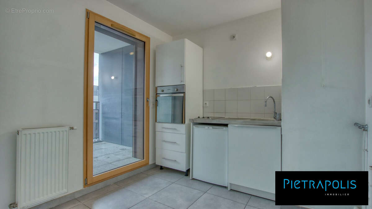 Appartement à LYON-8E
