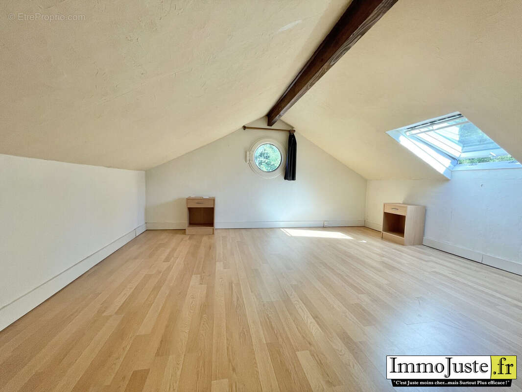 Maison à MONTIGNY-LE-BRETONNEUX