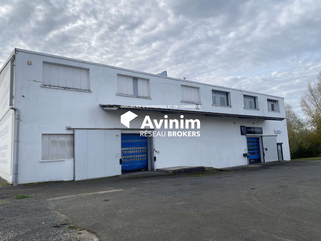 Commerce à SAINT-YORRE