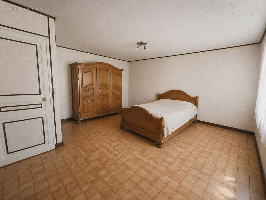 Maison à FRESNES-SUR-ESCAUT