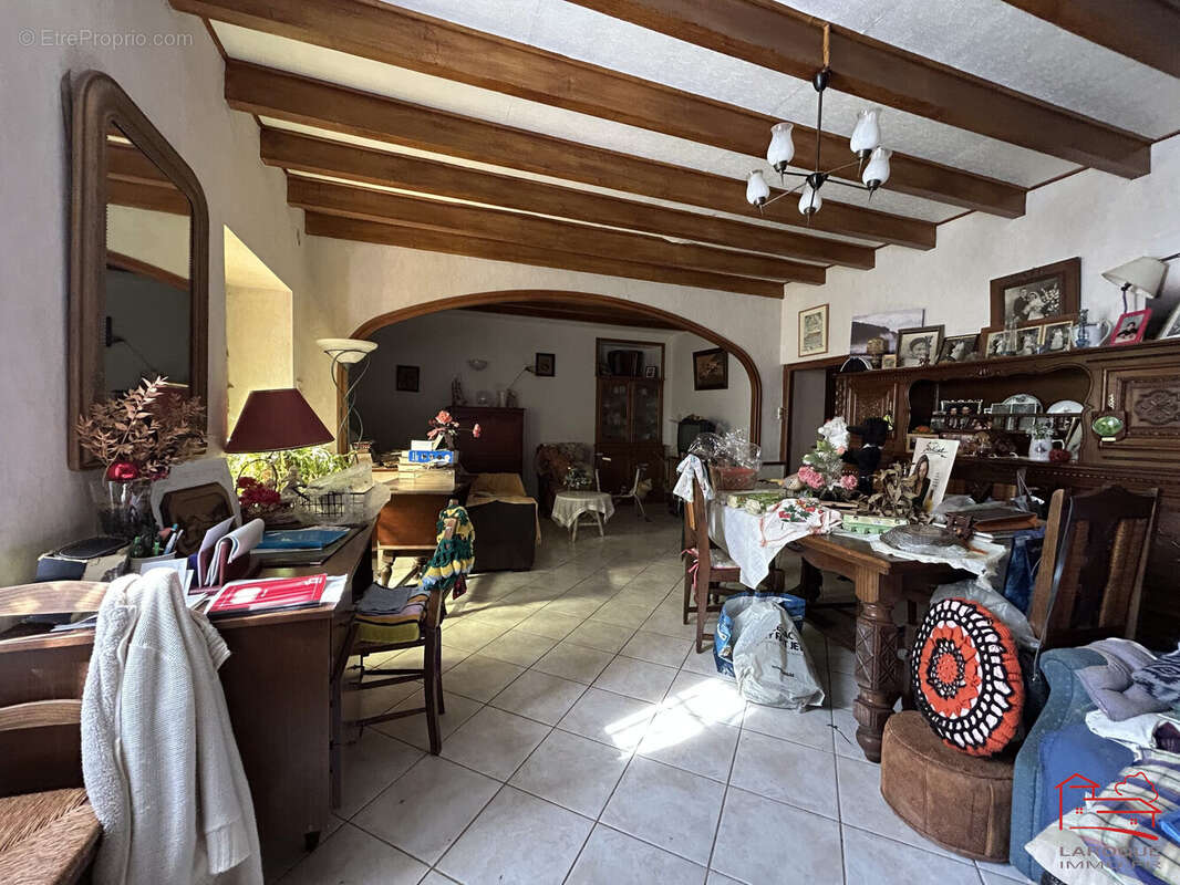 Maison à LAROQUE-TIMBAUT