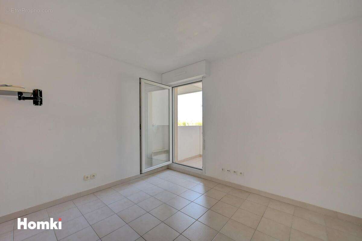 Appartement à MARSEILLE-9E