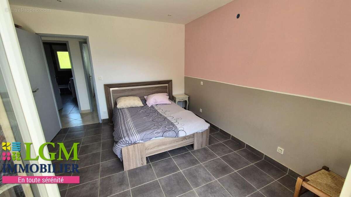Appartement à BELLEGARDE-SUR-VALSERINE