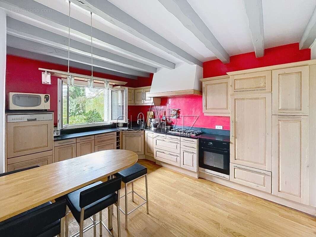Maison à MARINES