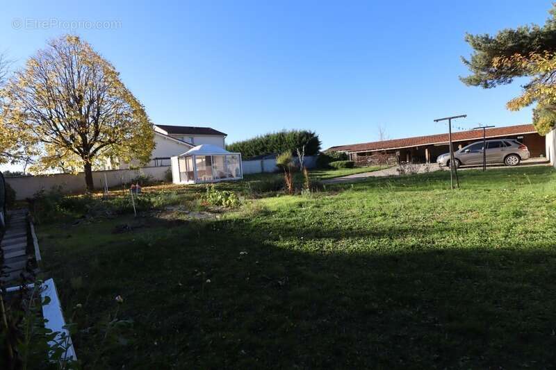 Maison à BAS-EN-BASSET