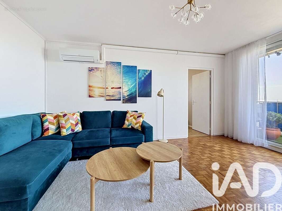 Photo 2 - Appartement à MARSEILLE-9E