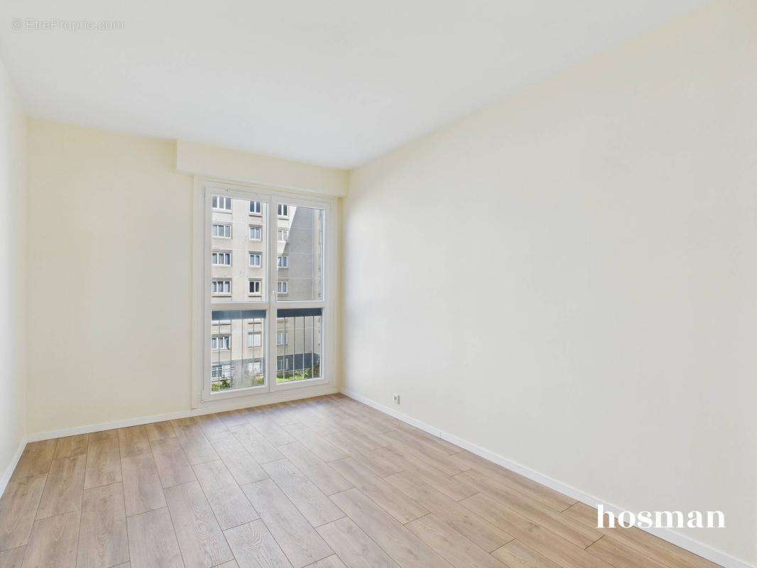 Appartement à PARIS-19E