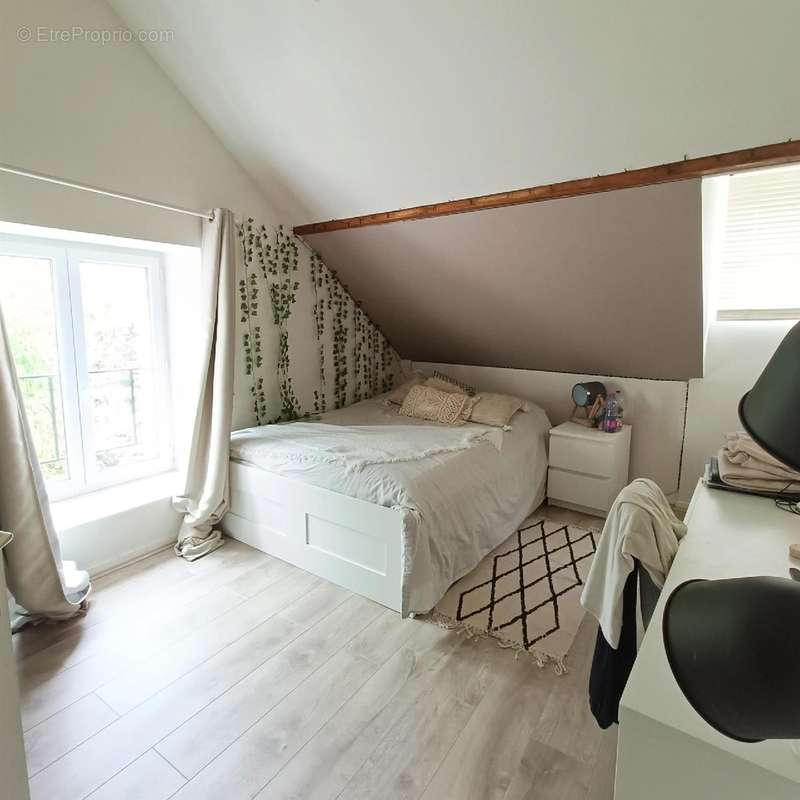 Maison à GIRONVILLE-SUR-ESSONNE