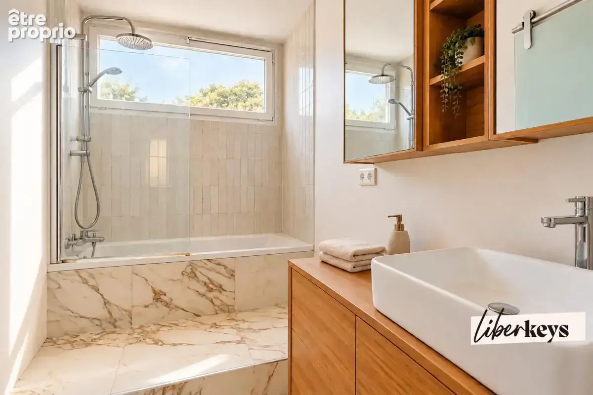 Le Tivoli – 71 m² traversant avec balcon, cave et 3e chambre possible - photo 11