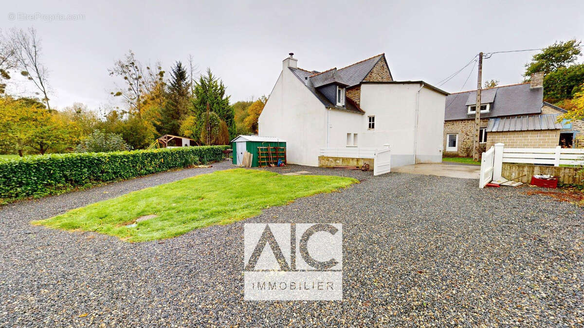 Maison à CHATELAUDREN