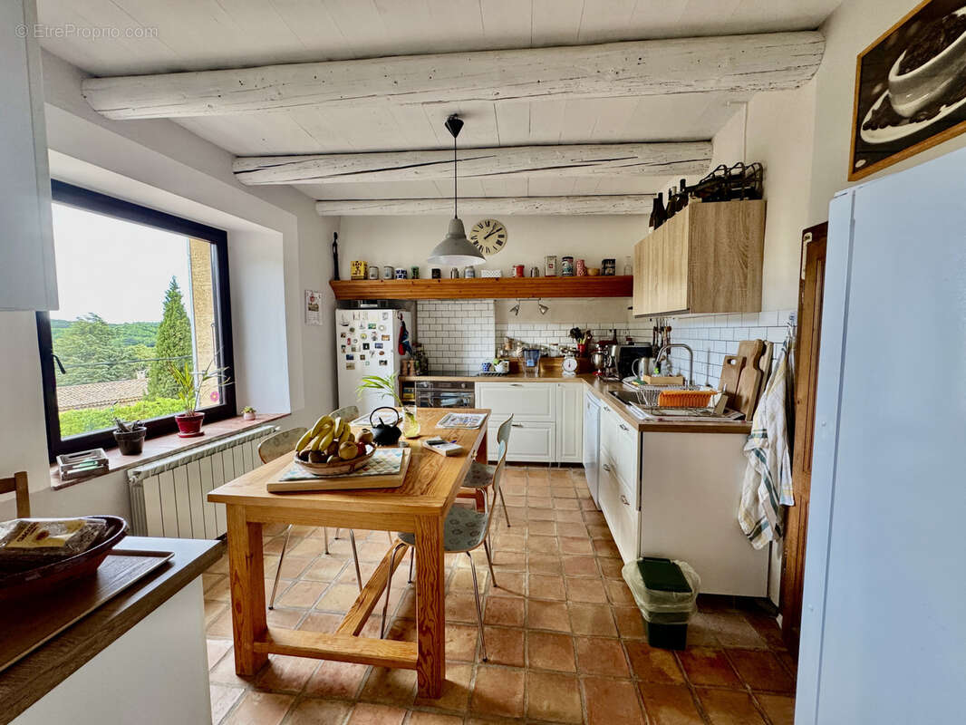 Maison à SAINT-VICTOR-LA-COSTE