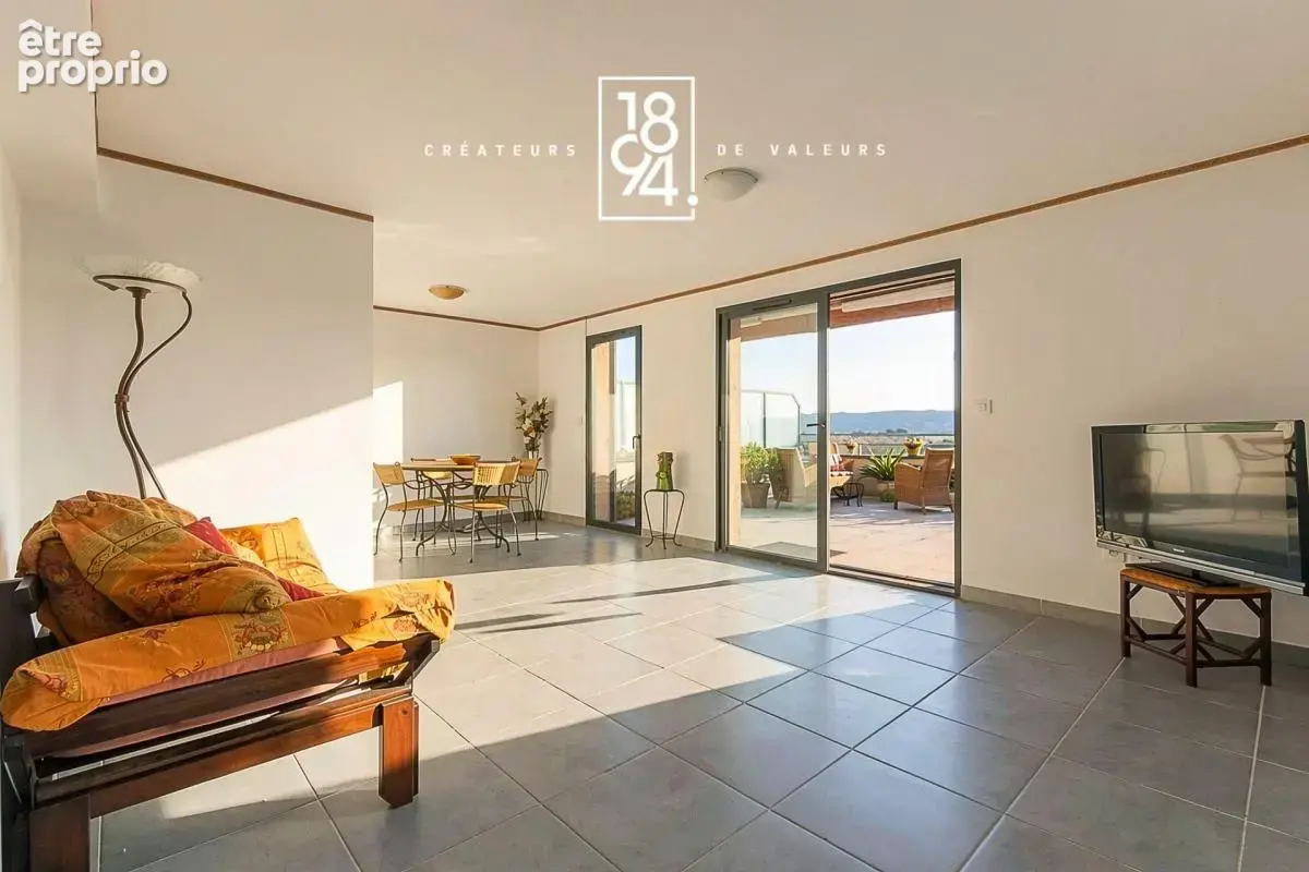 Appartement t3 terrasse double parking (en sus) - photo 7