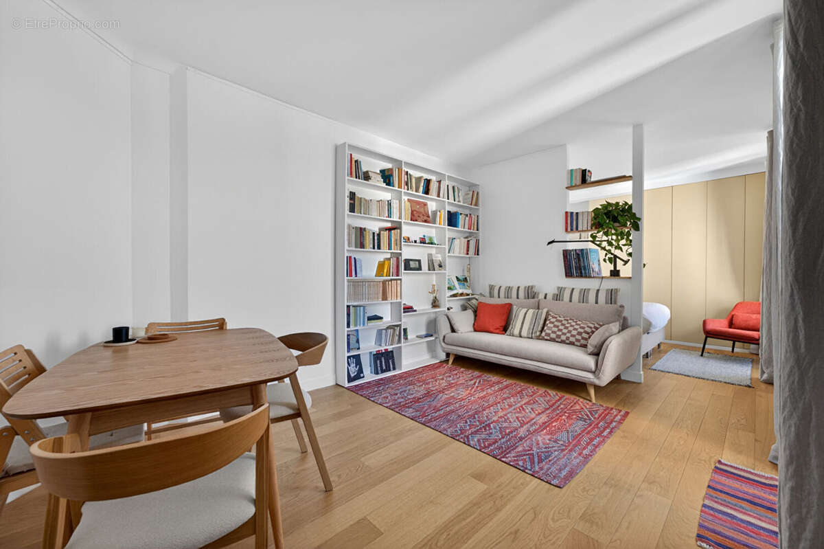 Appartement à PARIS-19E
