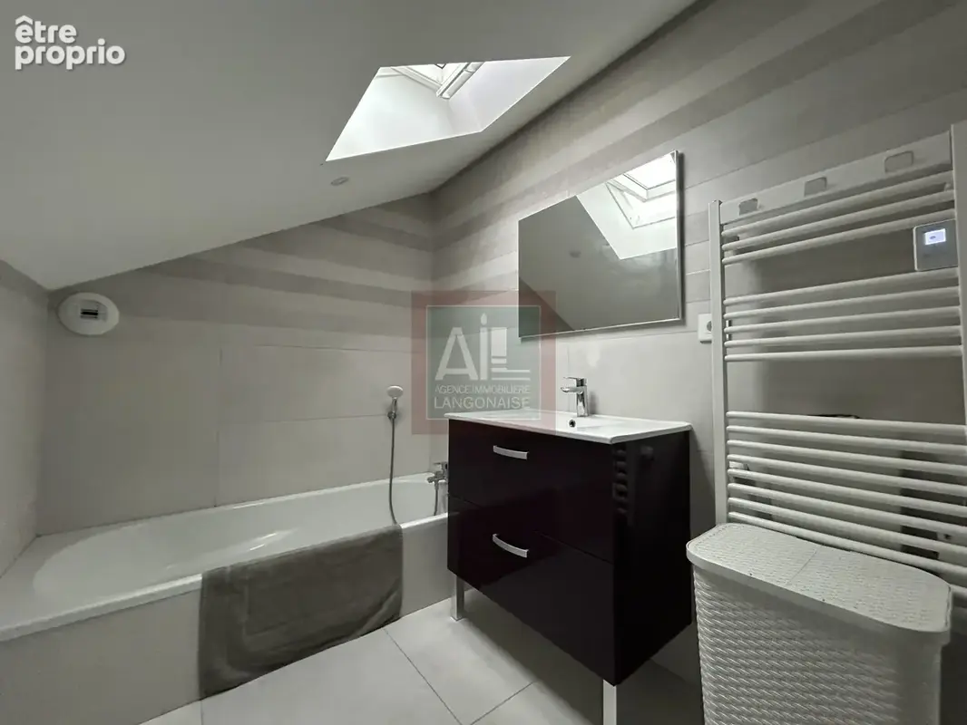 Duplex T4 de 79 m2   Centre-ville de Langogne - photo 10