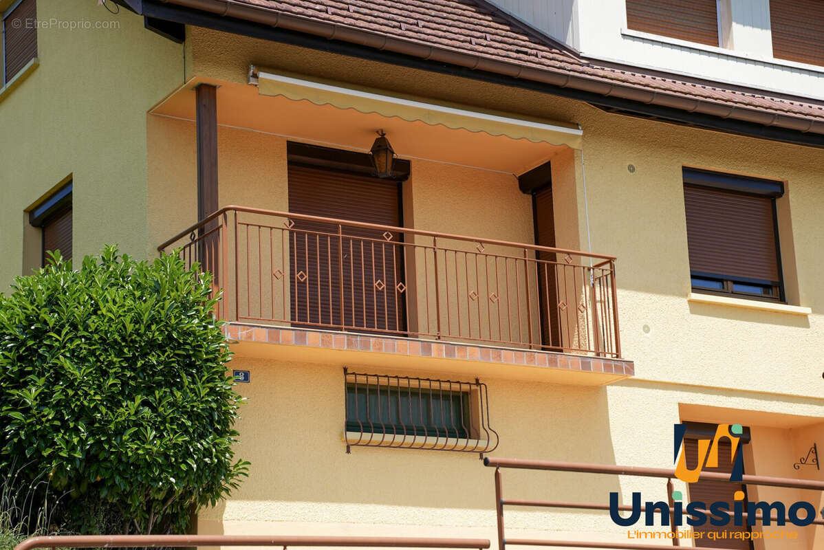 Maison 177 m² à Saint-Maurice-Colombier  - photo 2
