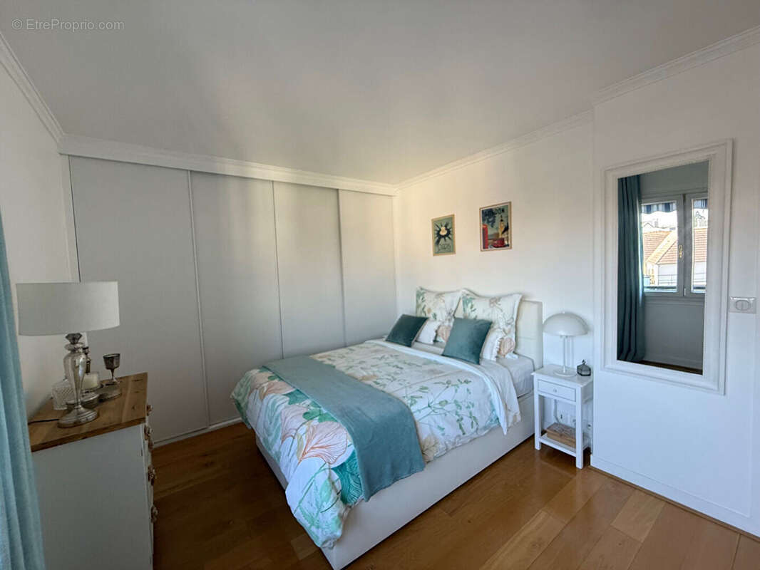 Appartement à CHATILLON