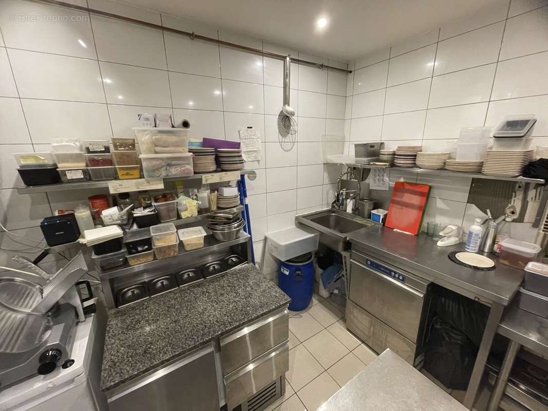 Autre à PARIS-3E