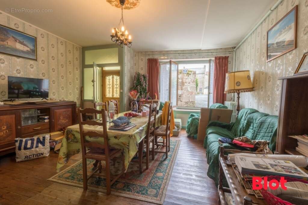 Maison 95 m² à Antrain  - photo 2