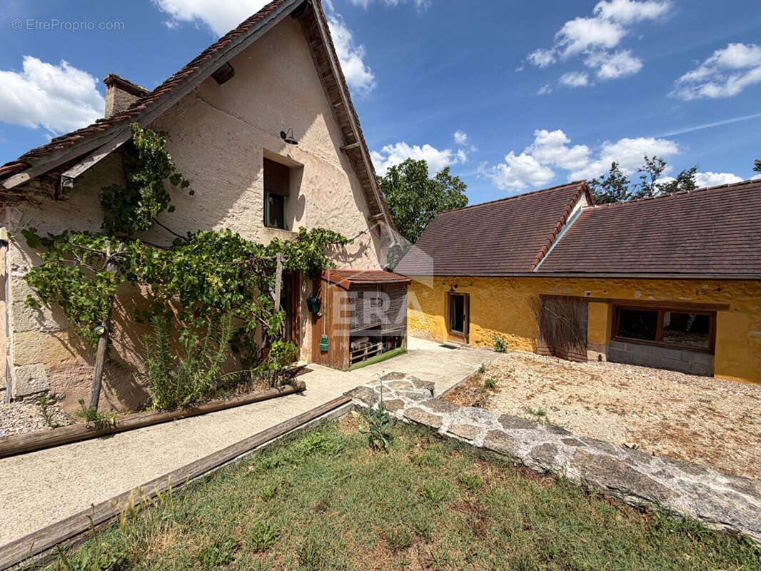 Maison 235m² à saint-pierre-de-chignac - photo 9