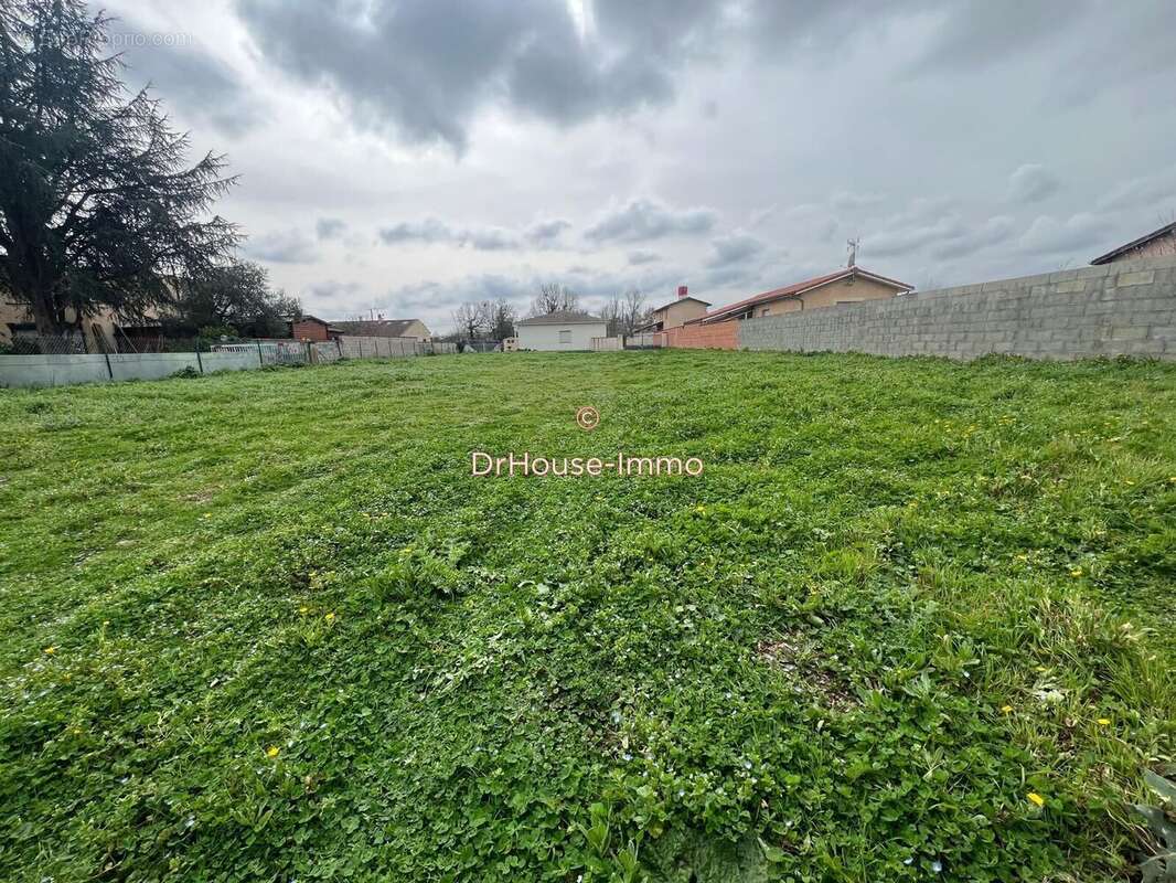 Terrain à PORTET-SUR-GARONNE