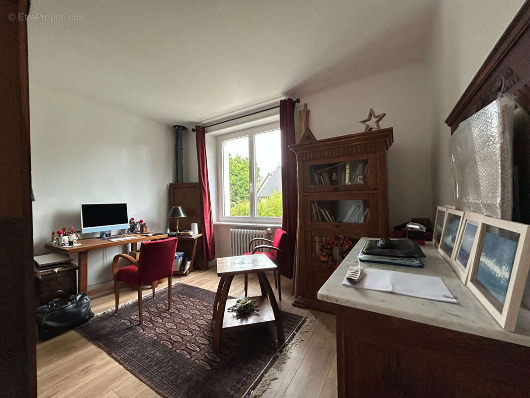 Maison rénovée + longère à rénover - Leuhan- 2500 m² de terrain - photo 7