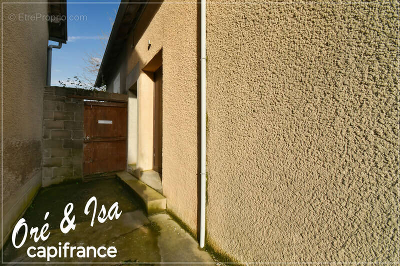 Maison à PREVERANGES