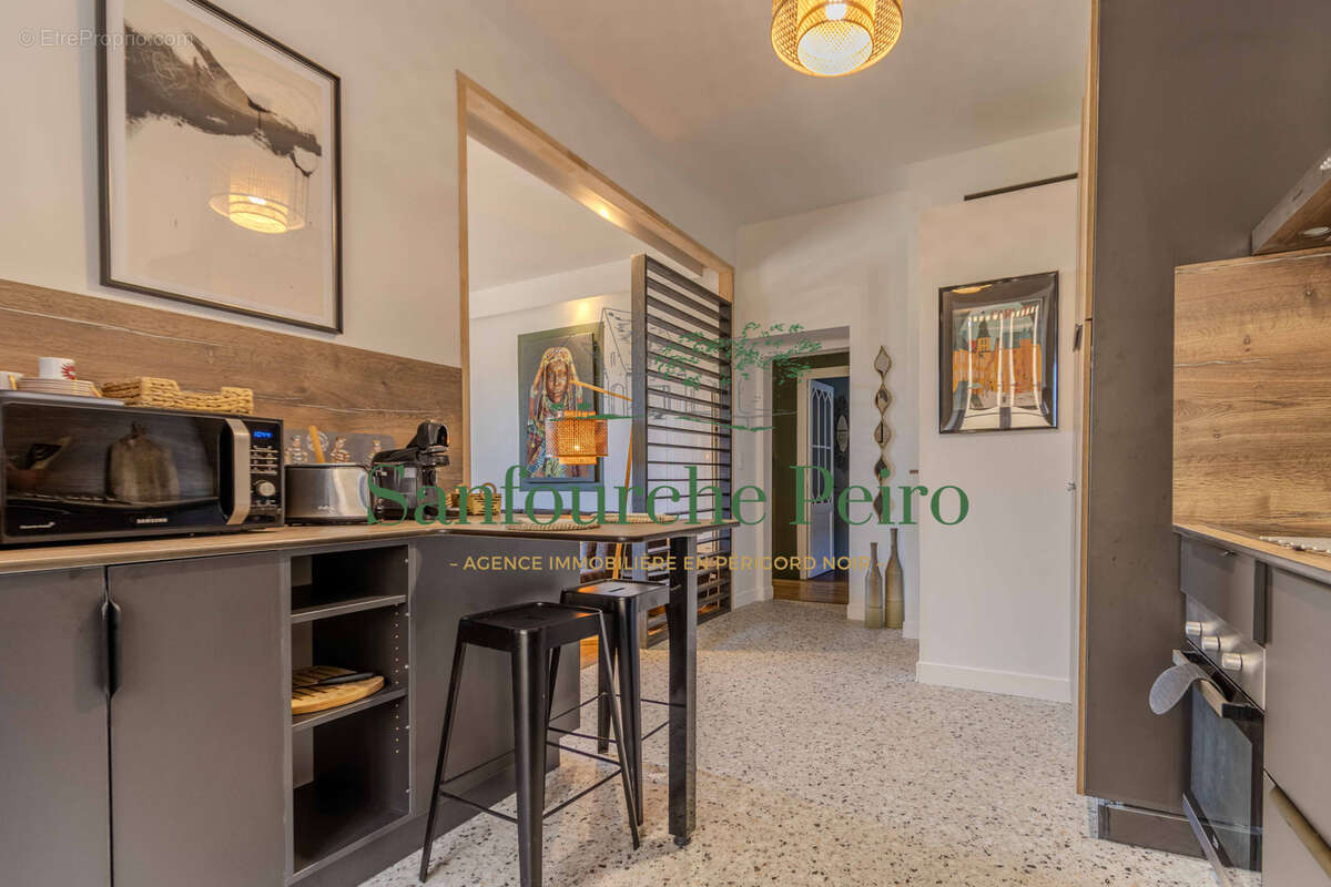Appartement à SARLAT-LA-CANEDA