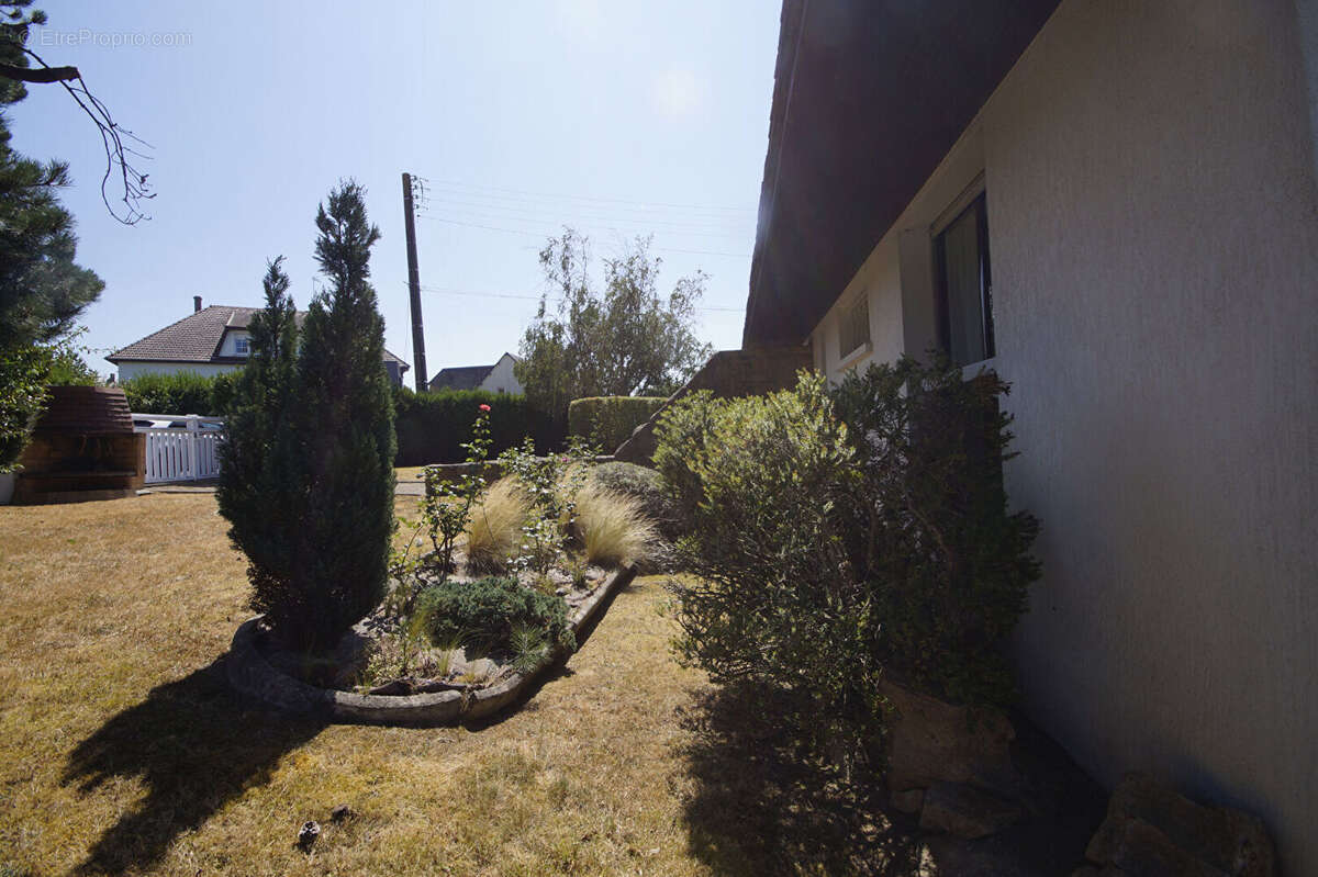 LA MANCHE  Superbe Maison Donville Les Bains 8 pièce(s) 216 m2 - photo 15