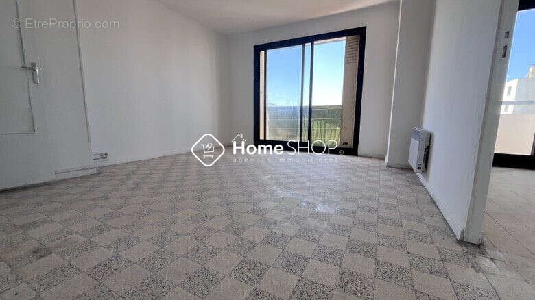Appartement à MARSEILLE-15E