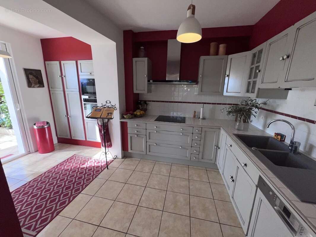 Maison à LE CASTELLET