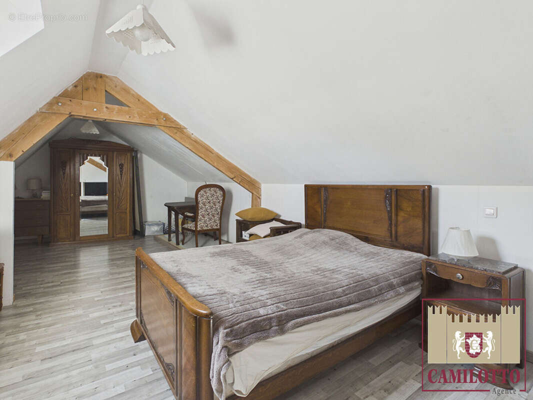 Maison ancienne proche de nogent le roi - photo 13