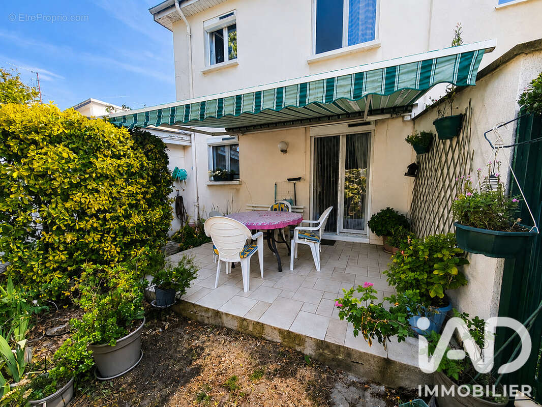 Maison 92 m² à Livry-Gargan  - photo 9