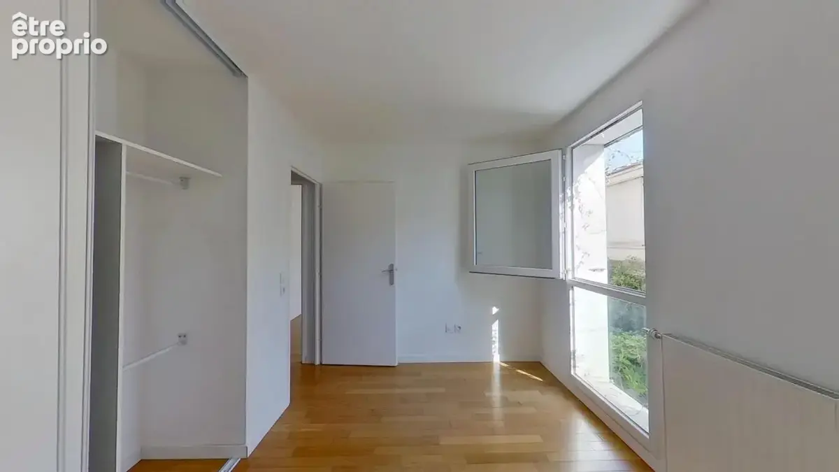 Appartement 3 pièces traversant avec balcon – Quartier des Coutures – Métro Robespierre à 400 m - photo 15
