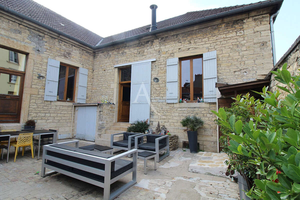 Maison Dijon 271.44 m2 - photo 4