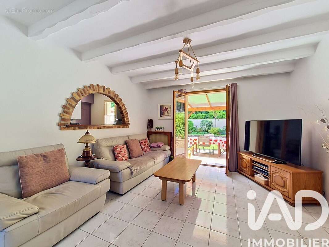 Maison 107 m² à La Houssaye-En-Brie  - photo 2