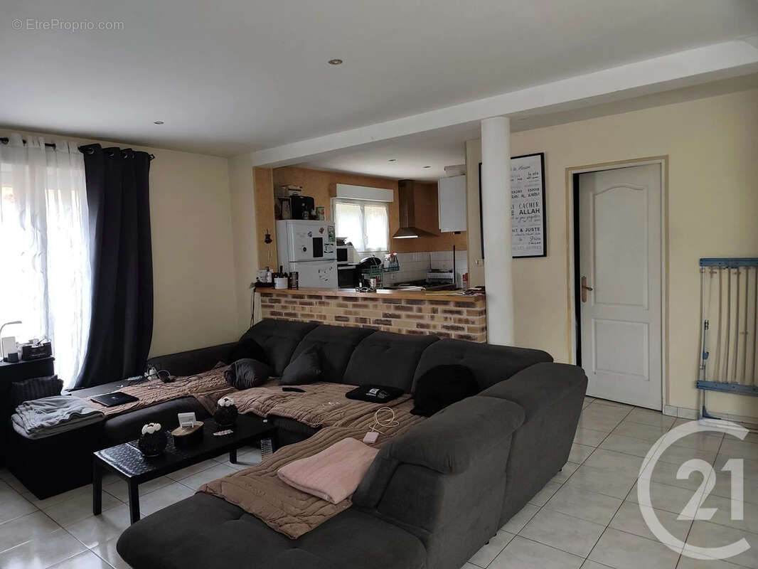 Maison 94 m² à Nassandres  - photo 2